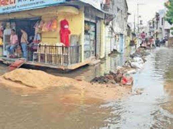 धमतरी जिले में बारिश से 182 मकान क्षतिग्रस्त